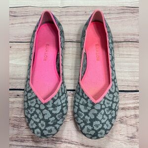 Rothy's Round toe gray cheetah print flats